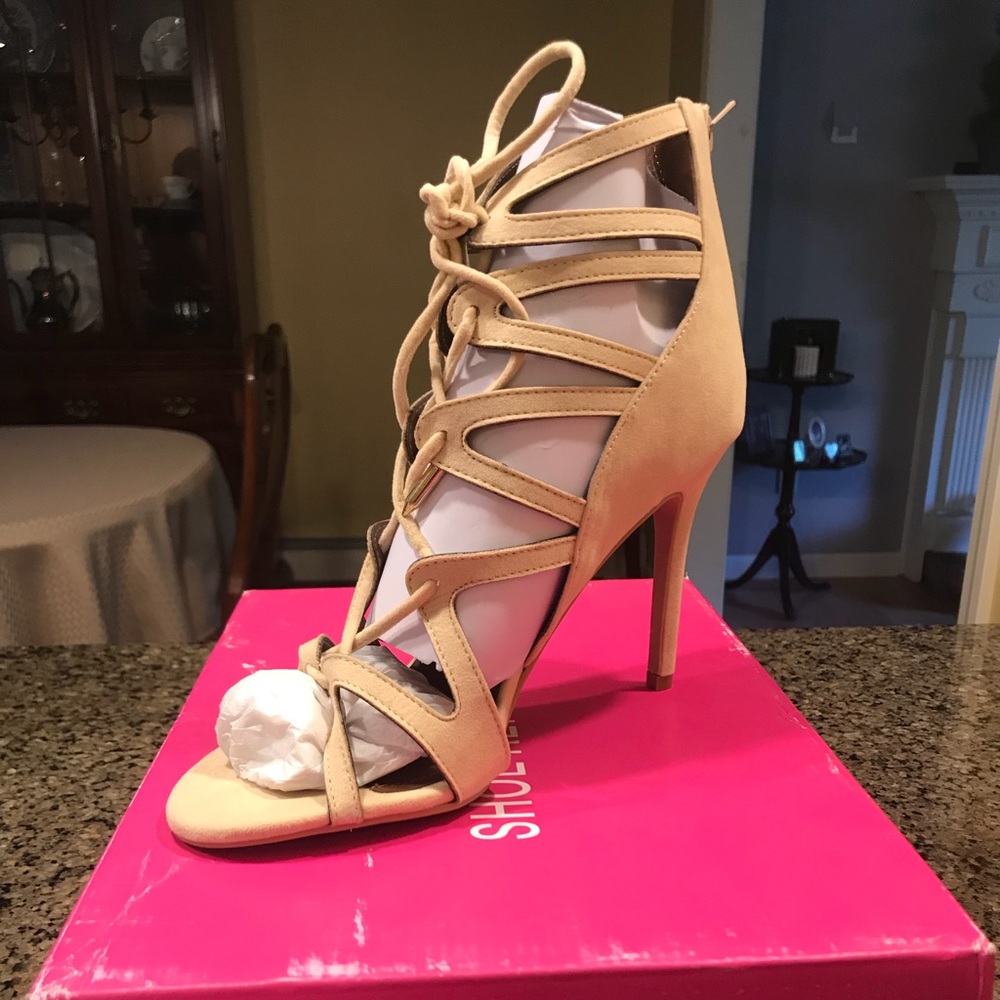 Shoe Republic LA heels